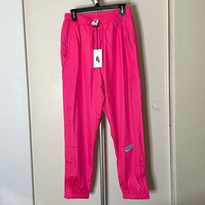 Nike Sweatpants | Bright Pink | Loose Fit | Size S | new with Tag